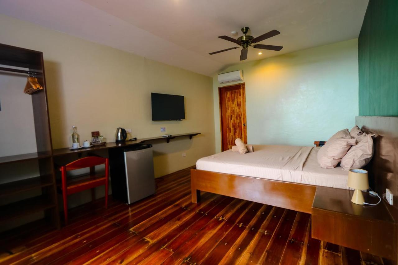 Nakabalo Guesthouse & Restaurant Siquijor Zewnętrze zdjęcie